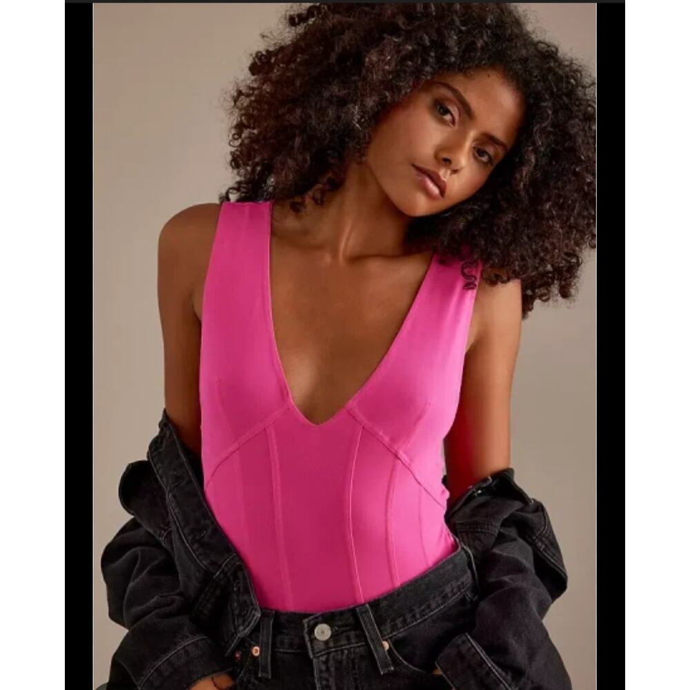Anthropologie Pilcro Pink Plunge Bodysuit Size:‎ XL. NEW